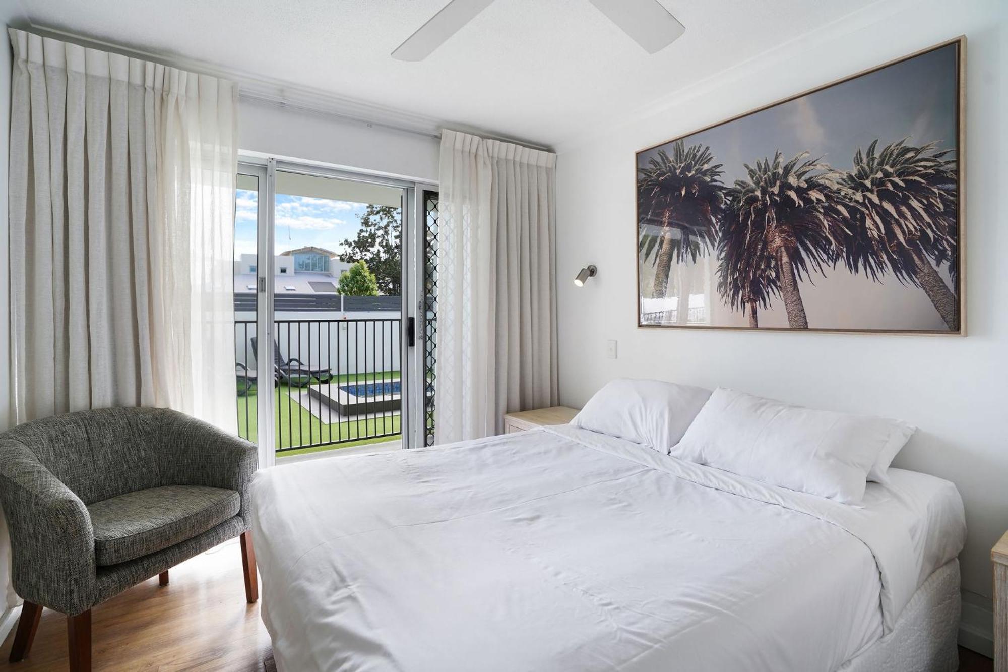 Noosa Parade Holiday Inn Quarto foto